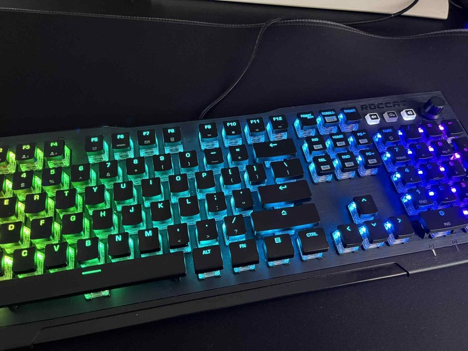 Klawiatura Roccat Vulcan 121 AIMO