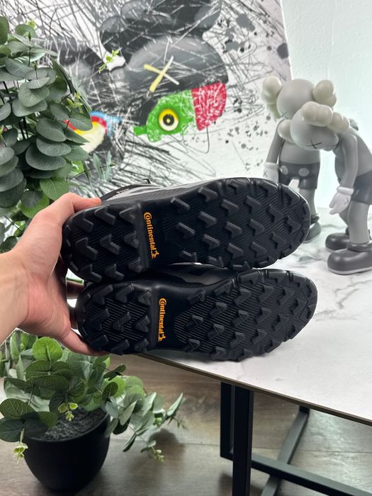 Кросівки Adidas Terrex Gore Tex 37 розмір Е7733