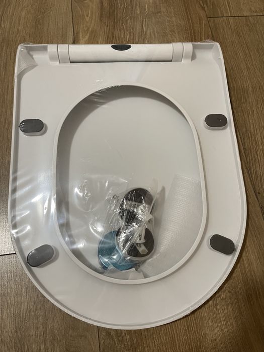 Крышка сиденье для унитаза форма U микролифт дюрополимер