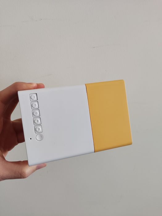 LED Projector - como novo