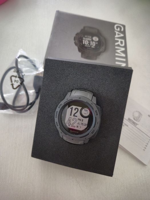 Zegarek smartwatch sportowy