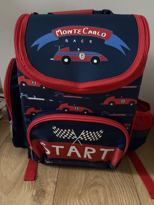 Tornister plecak Endo z bogatym wyposażeniem dla chłopca