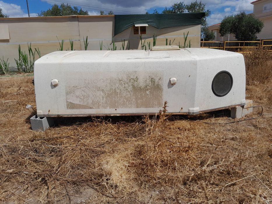 Capota de fibra para relote de cavalos