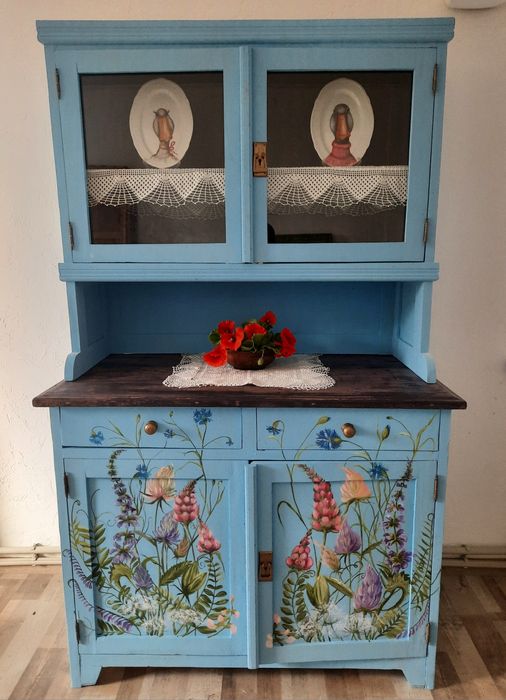 Креденс, буфет дерево