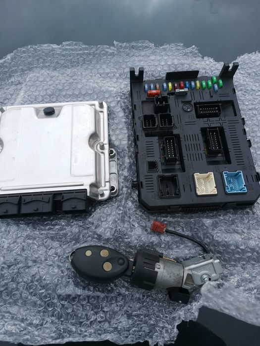 Блок ЕБУ Сітроєн, Пежо