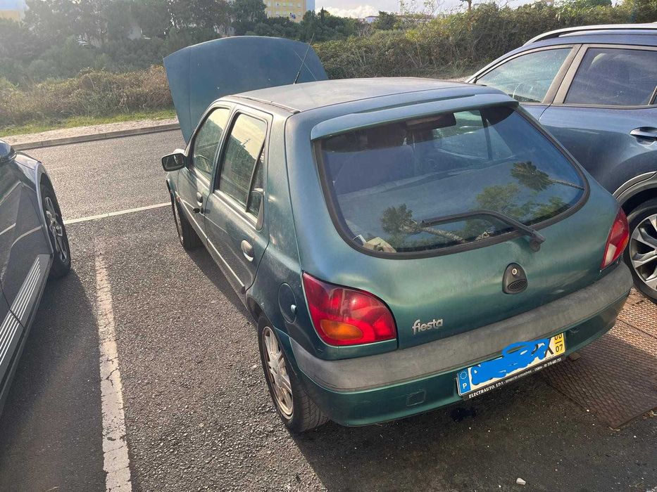 Ford Fiesta 1.2 a Gasolina do ano 2000
