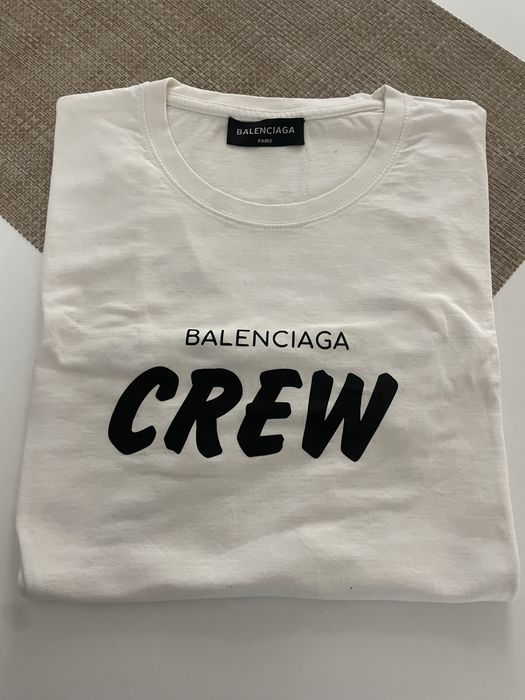 6 T shirts Balenciaga