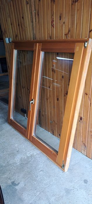 Okno drewniane 145cm X 142cm