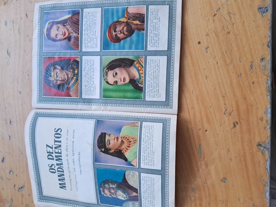 Caderneta cromos Os Dez Mandamentos