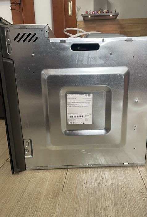 Духовой шкаф электрический HANSA BOESS69407