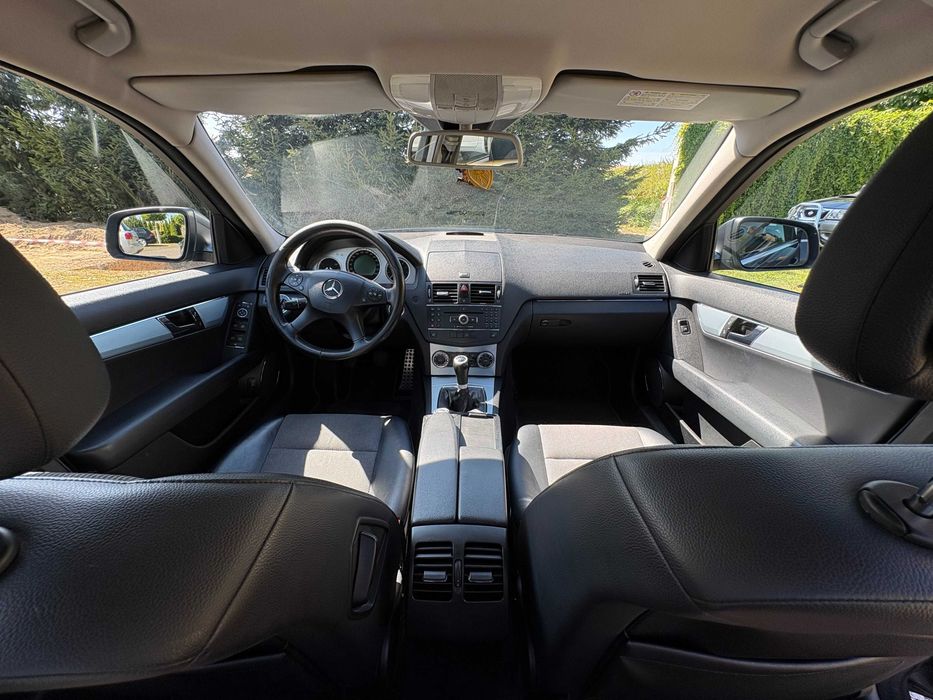 Mercedes-Benz C200 (W204) | Avantgarde | 184KM | LPG | Duża NAVI | Sedan