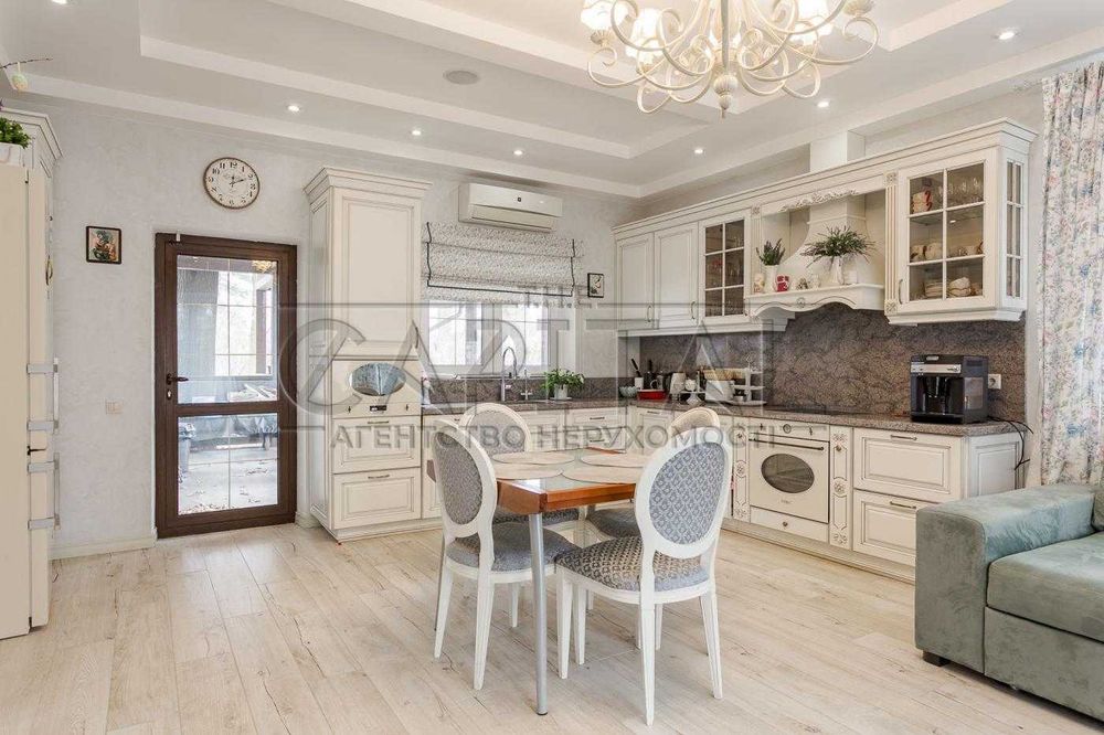 Продажа 3-этажного дома, с. Ворзель, Бучанский р-н