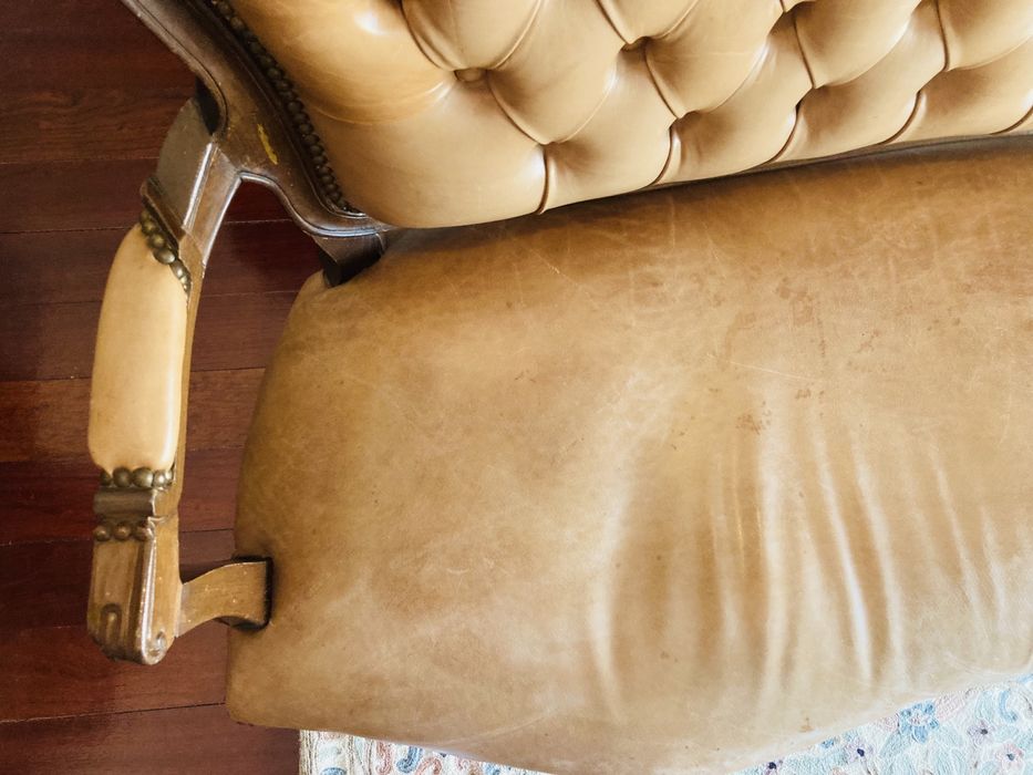 Sofá 2 lugares em pele