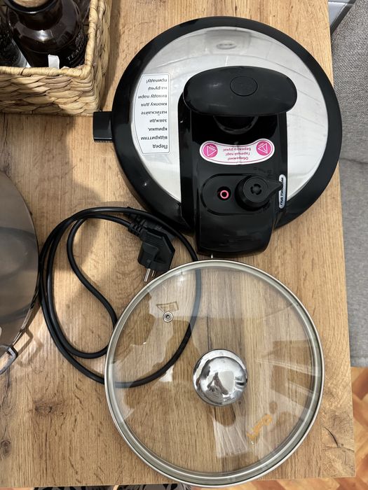 Мультиварка-скороварка UFO YPD-90H, 5л