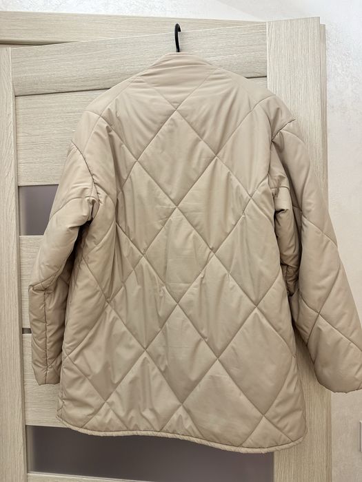 Жіноча стьобана куртка/пальто з поясом (XS-S)