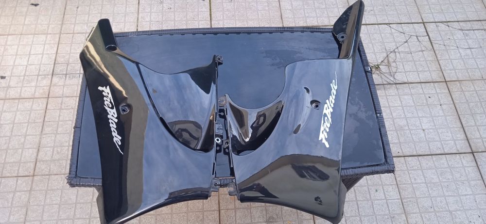 Carnagensl (depósito combustível 150€)para Honda CBR 900(sc33)