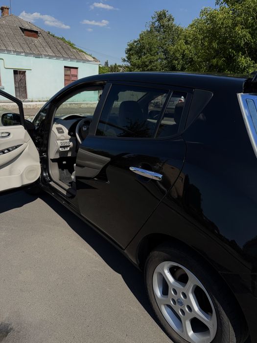 Nissan Leaf 2013