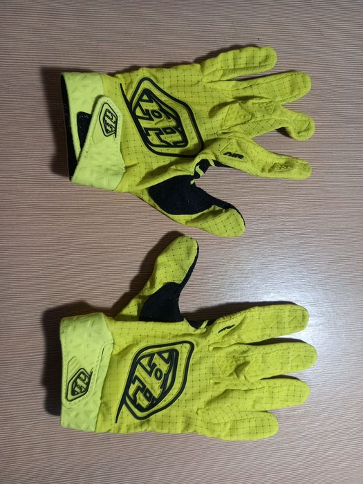 Спортивні дитячі рукавиці Trylee Designs