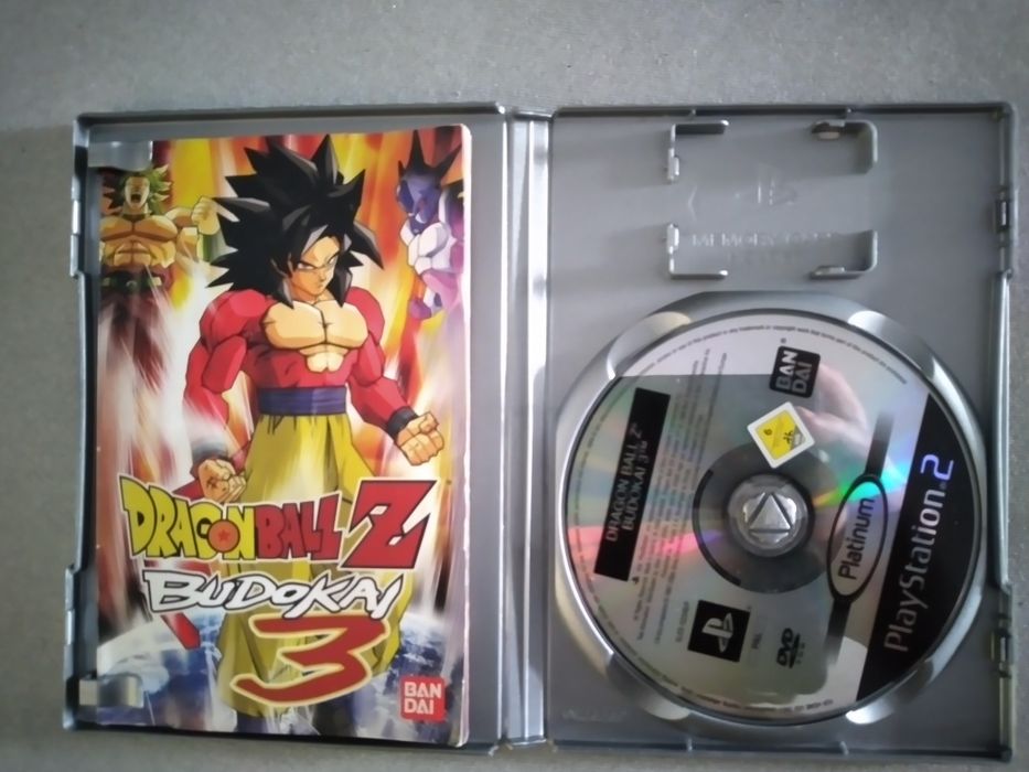 Jogos ps2  e cabos e comando remoto