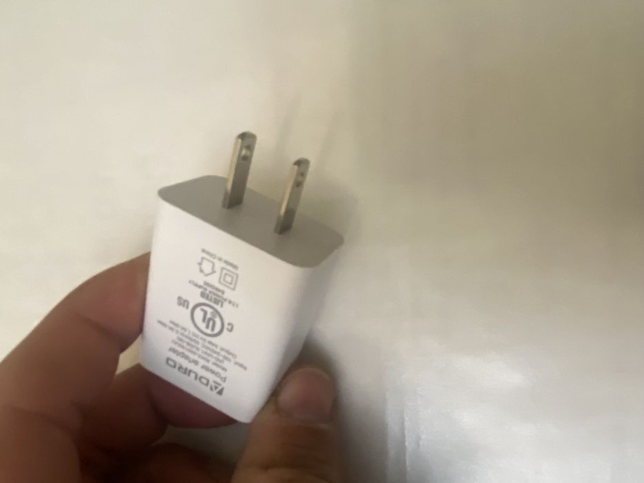 Продам зарядку до мобільного