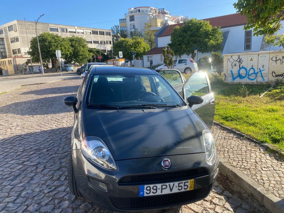Fiat Punto 2015 - Impecável