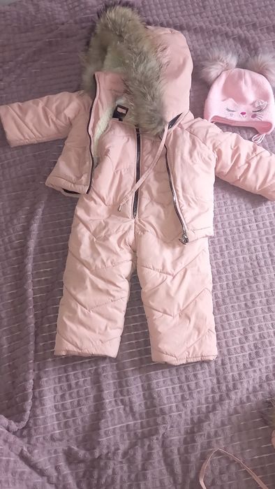 Продам зимовий комбінезон від 0 до 2років