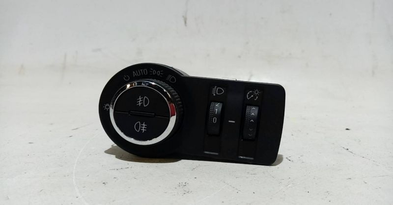 Módulo interruptor luz OPEL Astra J