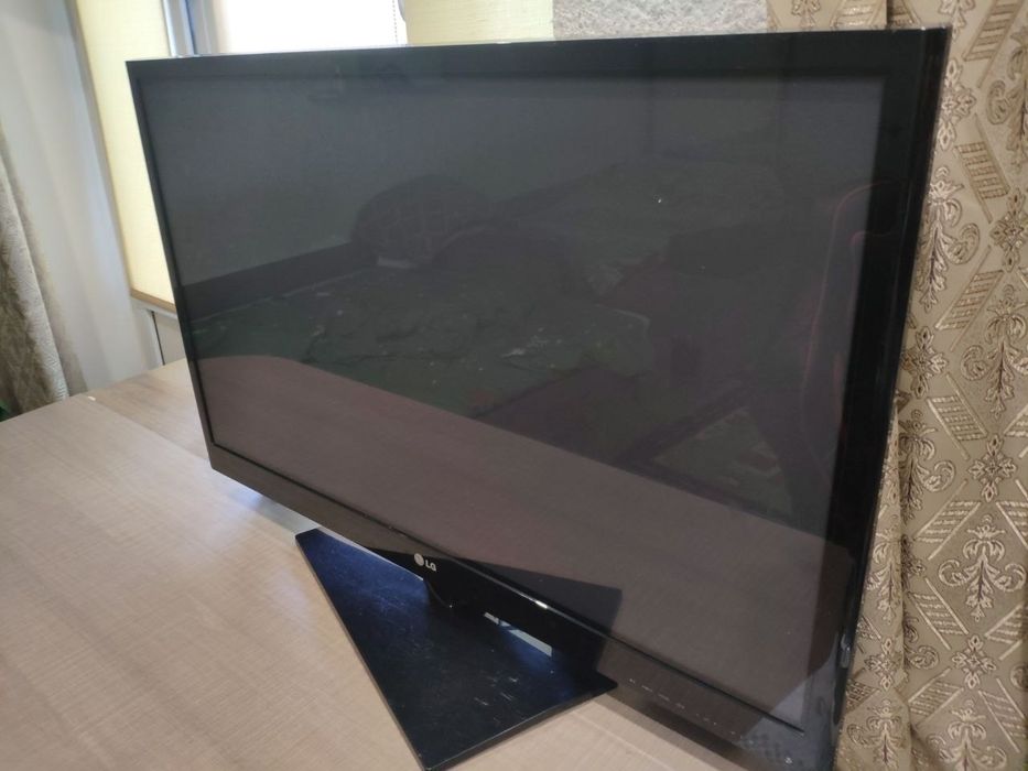 lg 42 - купити телевізори - Ціна на OLX.ua