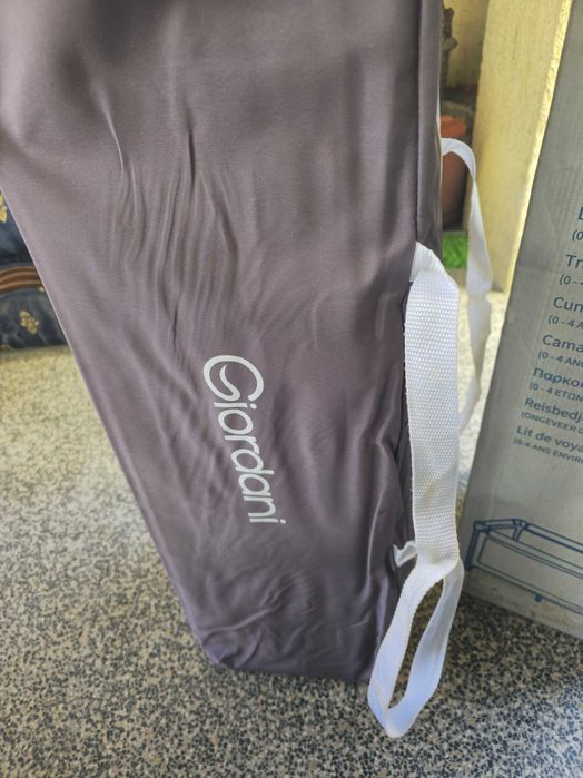 Cama de viagem para criança