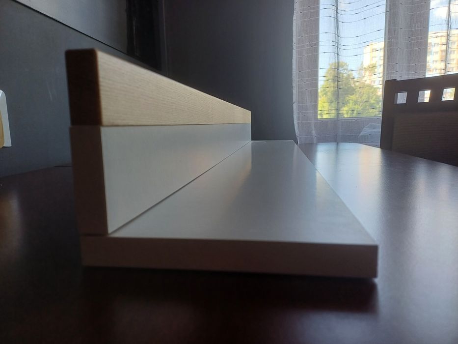 Półka z płyty laminowanej