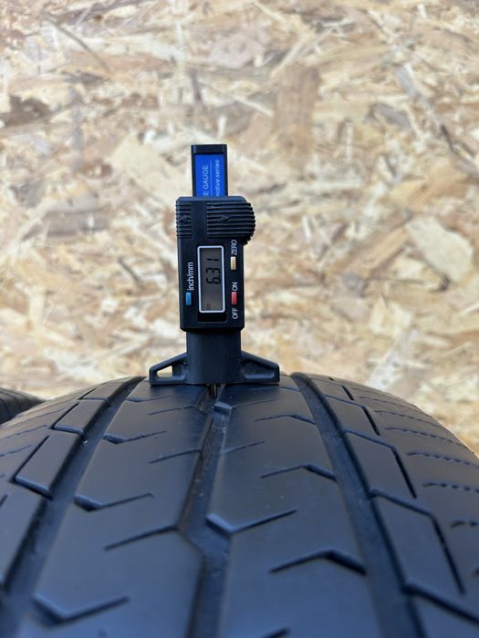 Пара шин 225/65 R16C 112/110T TOYO NANOENERGY VAN.гума резина шини