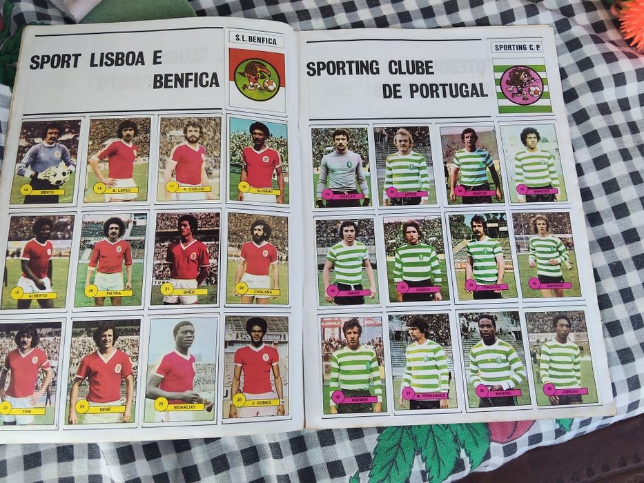 Caderneta futebol 80