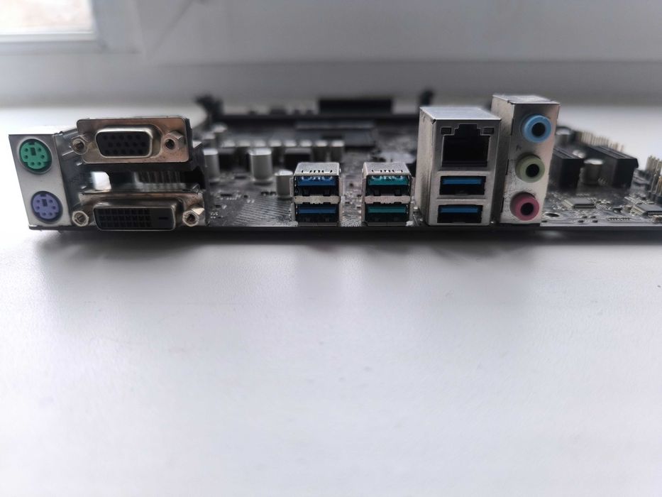 Материнська плата Asus PRIME B450M-K II