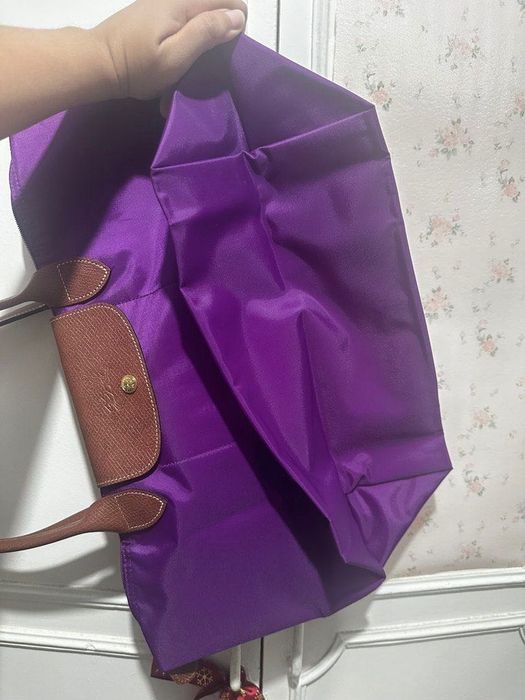 100% authentic Longchamp Le Pliage Handbag - Purple