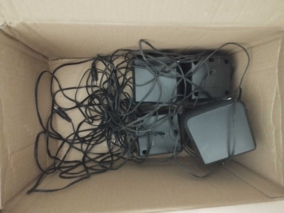 5 sztuk głośników marki Creative