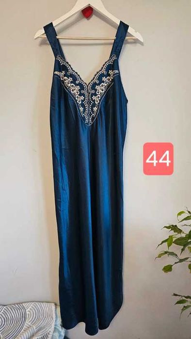 Długa ala satynowa sukienka koszula St Michael nocna