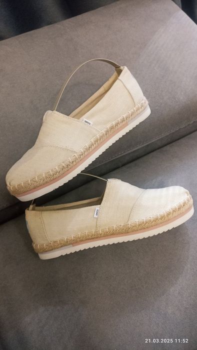 Еспадрильї Toms.