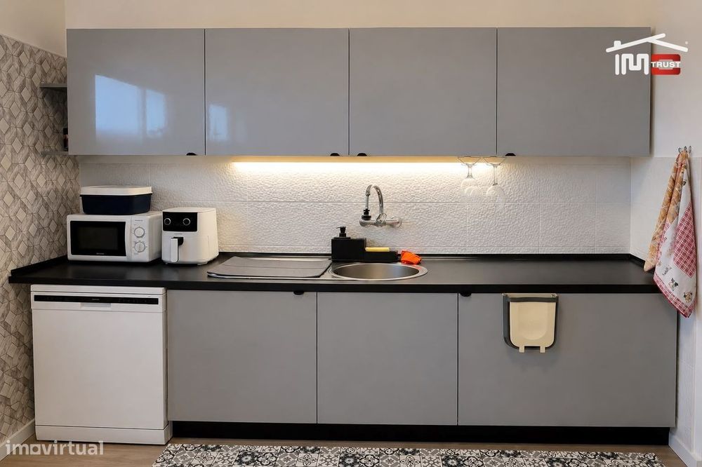 Excelente Apartamento T3+1 Remodelado, Elevador, Varanda - Santo An...