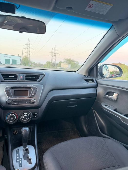 Kia Rio в оренду