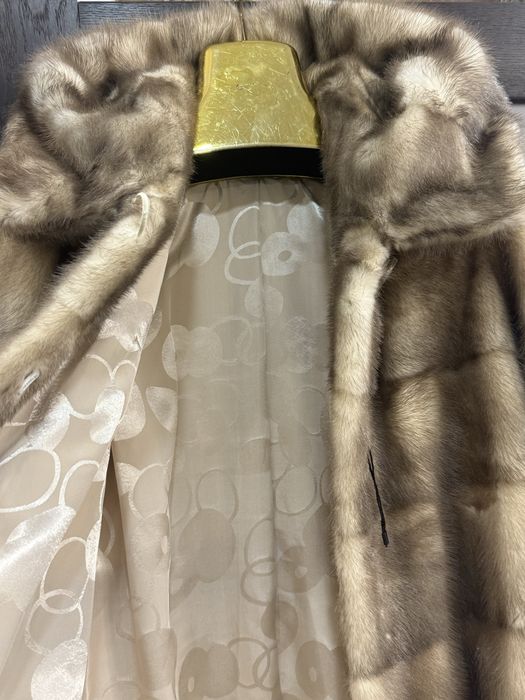 Норковые шубы разных моделей ! Под соболь ! Цены по закупке