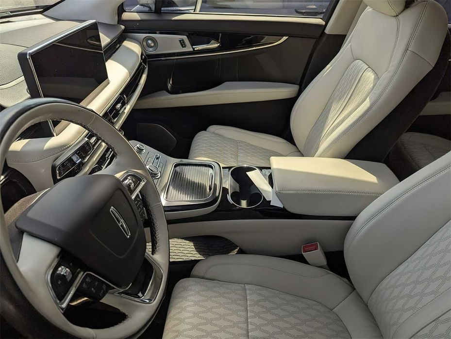 Lincoln Nautilus Black Label      2021