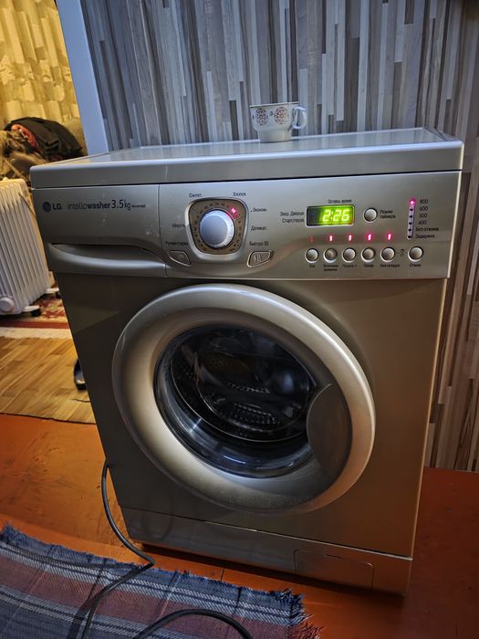 Стиральная машина LG WD-80156S 3.5 кг, Корея, барахлит плата управления