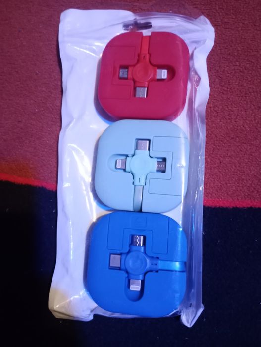 Kabel USB, ładowarka 4w1