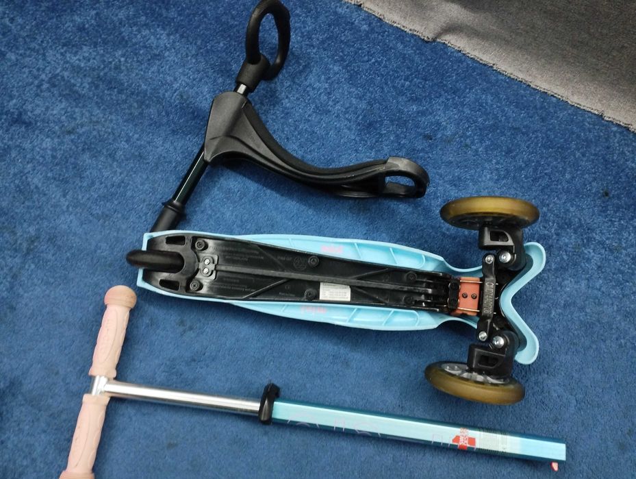 Hulajnoga Mini Micro Deluxe 3w1 Siedzisko Trójkołowa