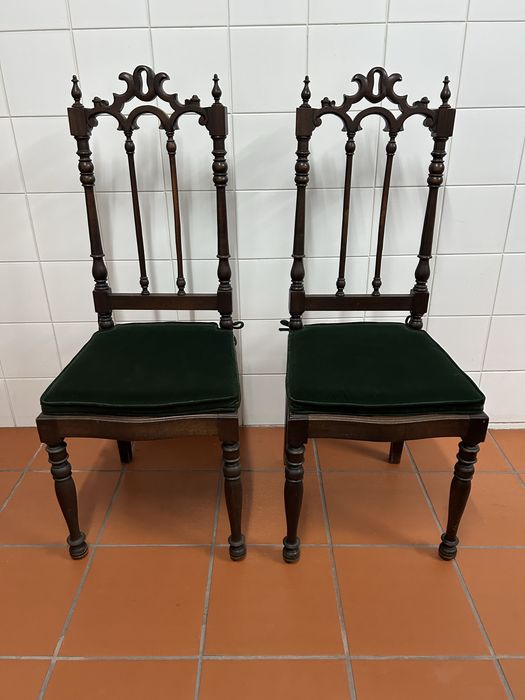 Pair of Chippendale-style chairs