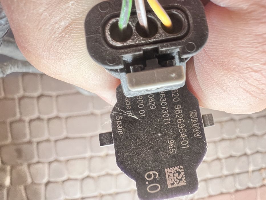 BMW ix3 G08/ x3 g01 камера 360 в передню решітку. Партроніки .