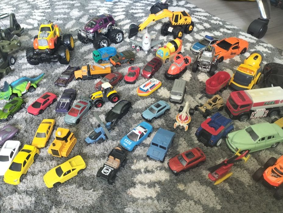 Mega zestaw resoraki auta helikopter. Matchbox. Majorette. Transformer