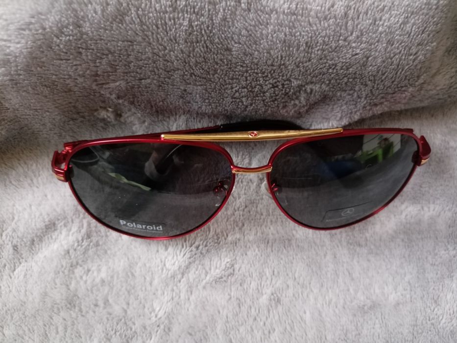 Nowe okulary przeciwsłoneczne męskie