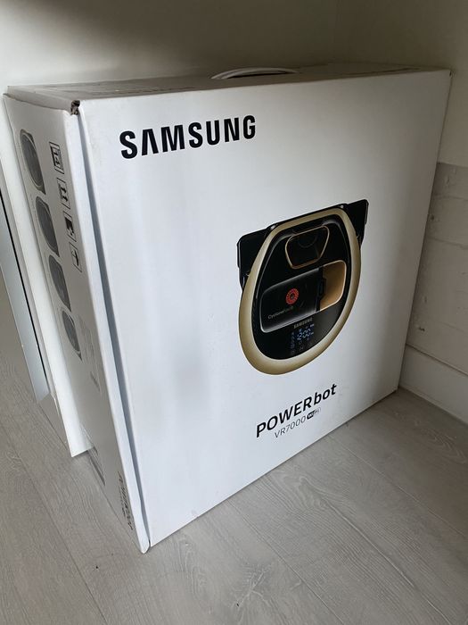 Робот-пилосос Samsung POWERbot VR7000 WiFi