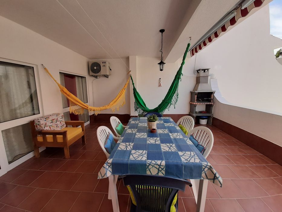 Vende se T1 mobilado, a 400 metros Praia Falésia Alfamar, Albufeira